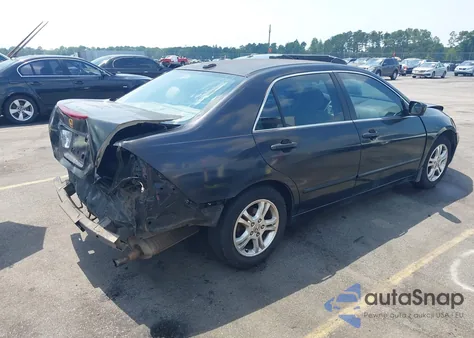 2006 Honda Accord 2.4 Ex from USA, damaged, VIN 1HGCM56826A058269